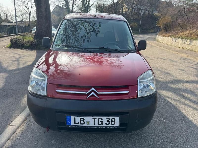Gebraucht Citroën Berlingo First 75 PS (55 kW) 2008 Rot Van / Kleinbus