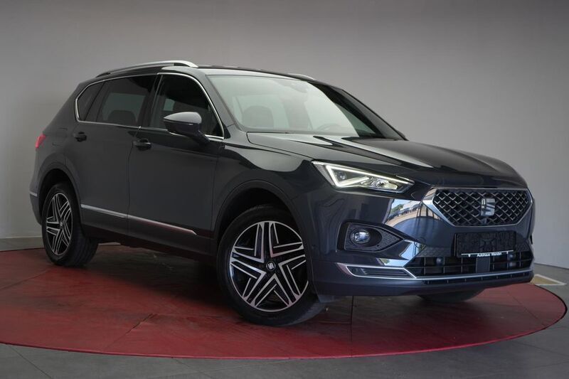 Grau Gebraucht 2020 Seat Tarraco 4Drive SUV | 29.490 € (Guter Preis) - Bild 1/4
