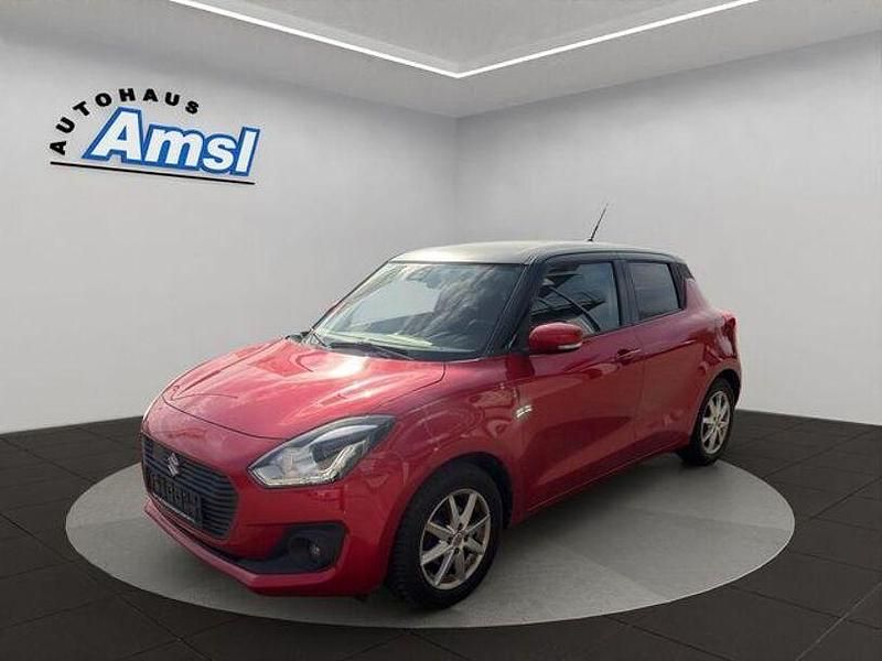 Gebraucht Suzuki Swift Comfort+ 111 PS (81 kW) 2017 Rot Kleinwagen