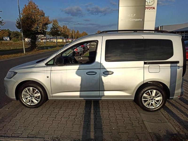 Gebraucht VW Caddy Life 102 PS (75 kW) 2021 Silber Van / Kleinbus