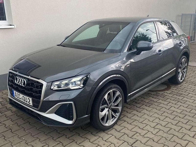 Gebraucht Audi Q2 S-Line 150 PS (110 kW) 2024 Daytonagrau perleffekt SUV