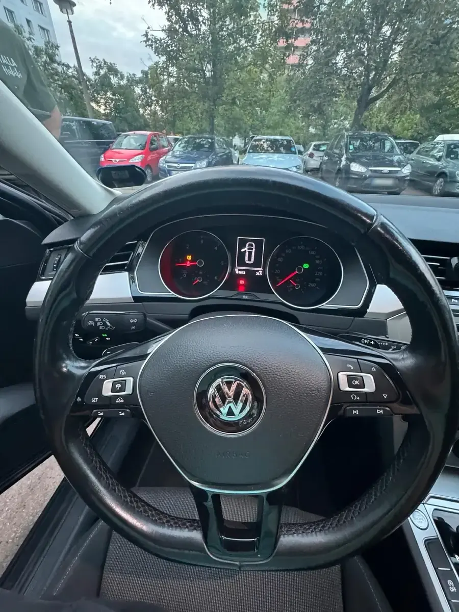 Gebraucht VW Passat 162 PS (119 kW) 2017 Grau Kombi