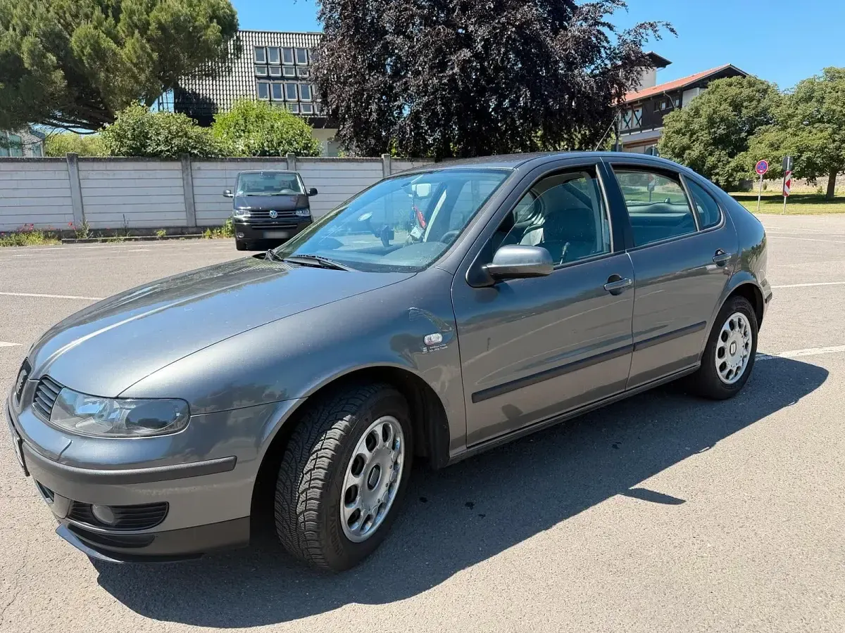 Gebraucht Seat Leon 105 PS (77 kW) 2002 Grau Kleinwagen
