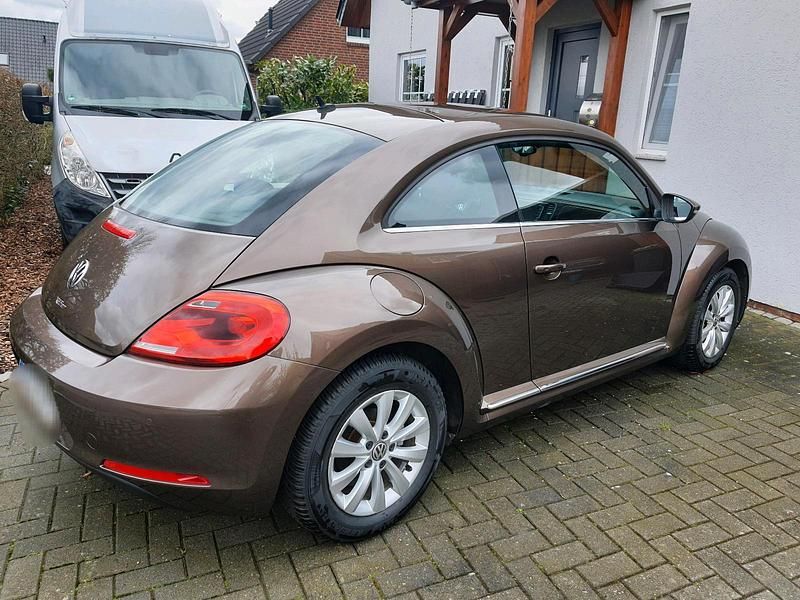 Gebraucht VW Beetle 140 PS (102 kW) 2014 Braun Kleinwagen