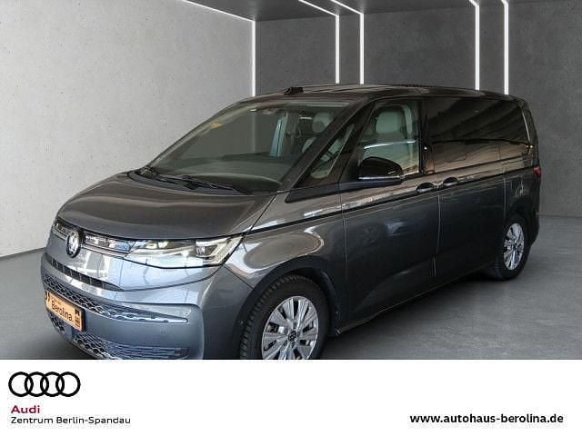 Gebraucht VW Multivan Life 150 PS (110 kW) 2025 Indiumgrau metallic Van