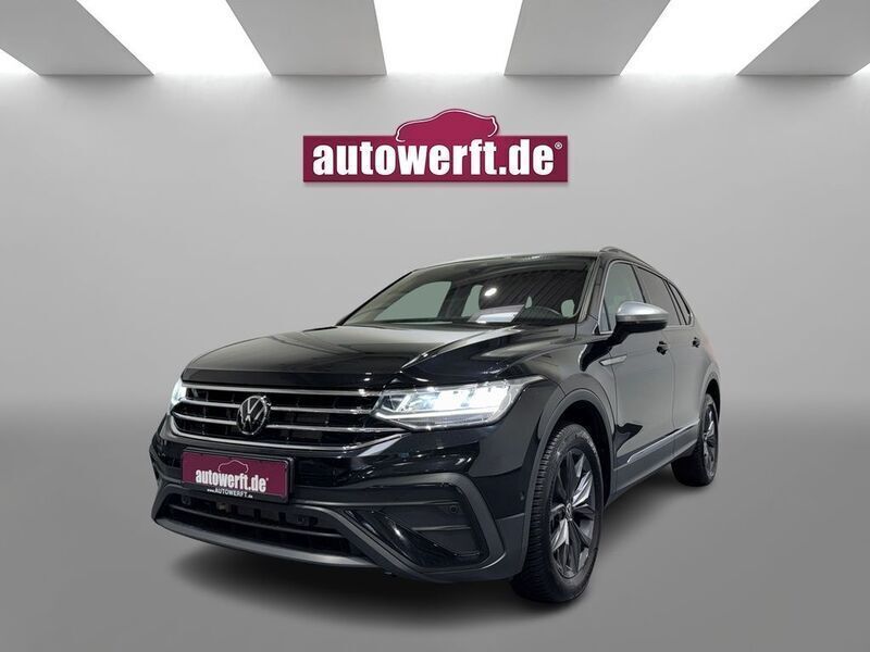 Schwarz Gebraucht 2023 VW Tiguan Allspace Move SUV | 36.999 € (Superpreis) - Bild 1/4
