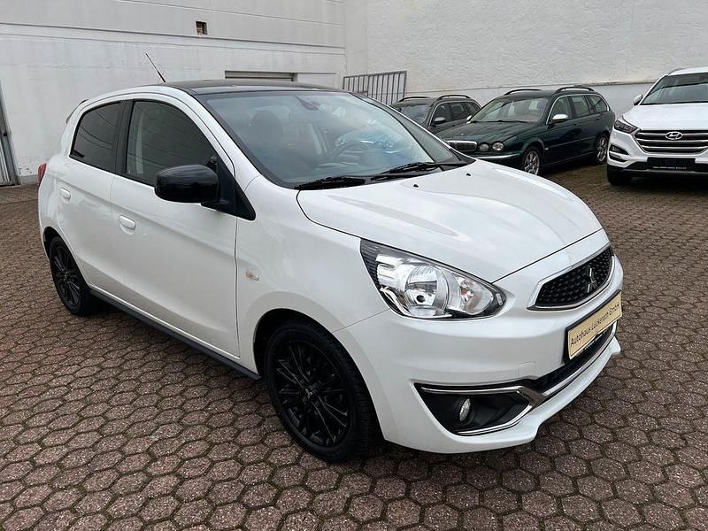 Weiß Gebraucht 2020 Mitsubishi Space Star Diamant Edition Limousine | 9.990 € (Fairer Preis) - Bild 1/4