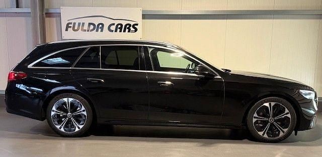 Usata Mercedes E300 Avantgarde 204 CV (150 kW) 2024 Nero Berlina