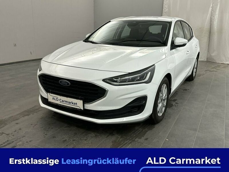 Weiß Gebraucht 2022 Ford Focus Cool & Connect Limousine | 16.980 € (Superpreis) - Bild 1/4