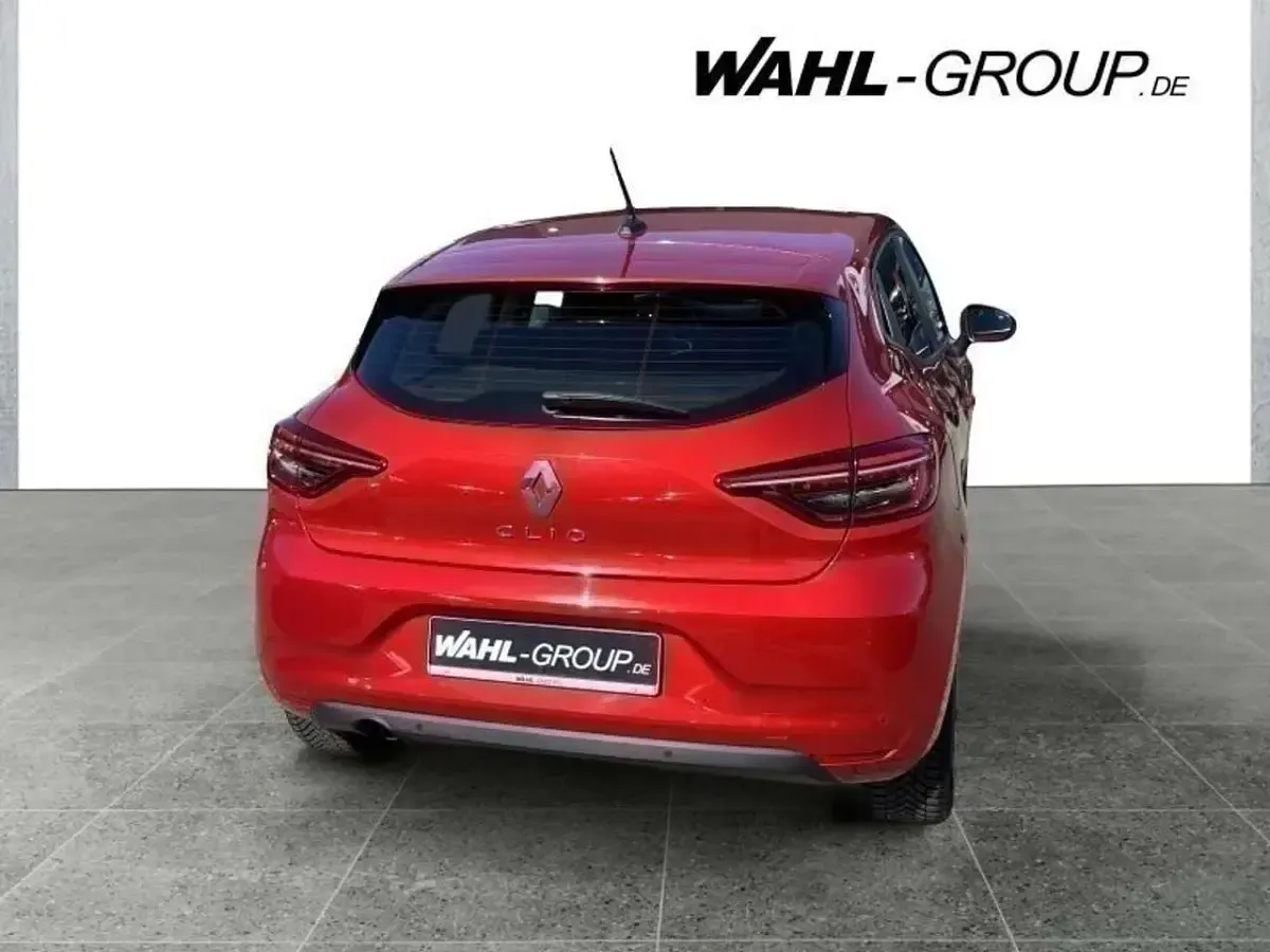 Gebraucht Renault Clio V Business 91 PS (66 kW) 2021 Rot Limousine