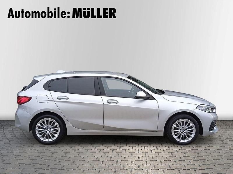 Gebraucht BMW 118 Advantage 150 PS (110 kW) 2021 Silber Kleinwagen