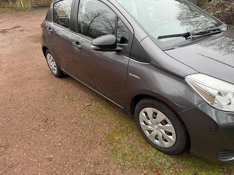 Gebraucht Toyota Yaris 69 PS (50 kW) 2012 Kleinwagen