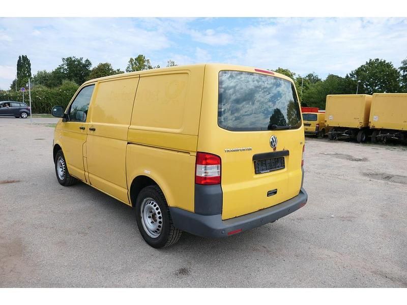 Gebraucht VW Transporter 84 PS (61 kW) 2010 Ginstergelb r1032 Van