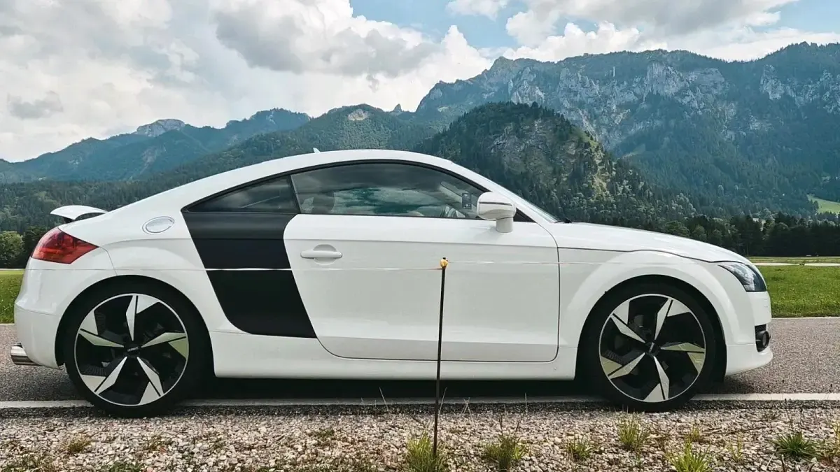 Gebraucht Audi TT Design 200 PS (147 kW) 2009 Weiß Coupé