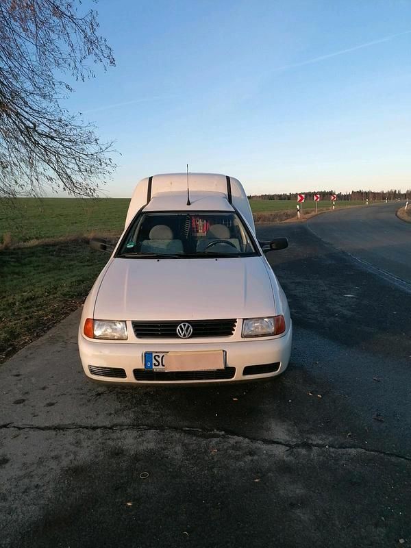 Weiß Gebraucht 2001 VW Caddy Van / Kleinbus | 1.300 € (Fairer Preis) - Bild 1/4