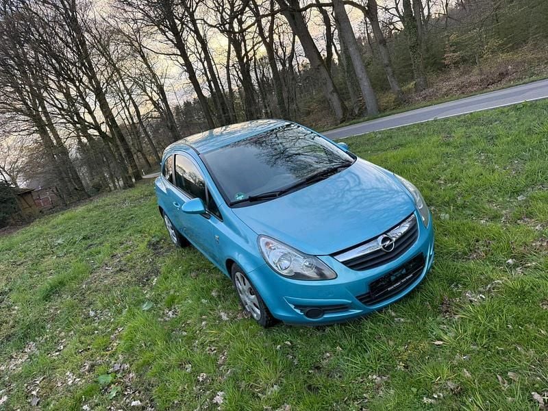 Gebraucht Opel Corsa 70 PS (51 kW) 2010 Blau Kleinwagen