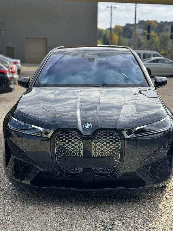 Gebraucht BMW iX 384 kW (523 PS) 2024 Grau SUV