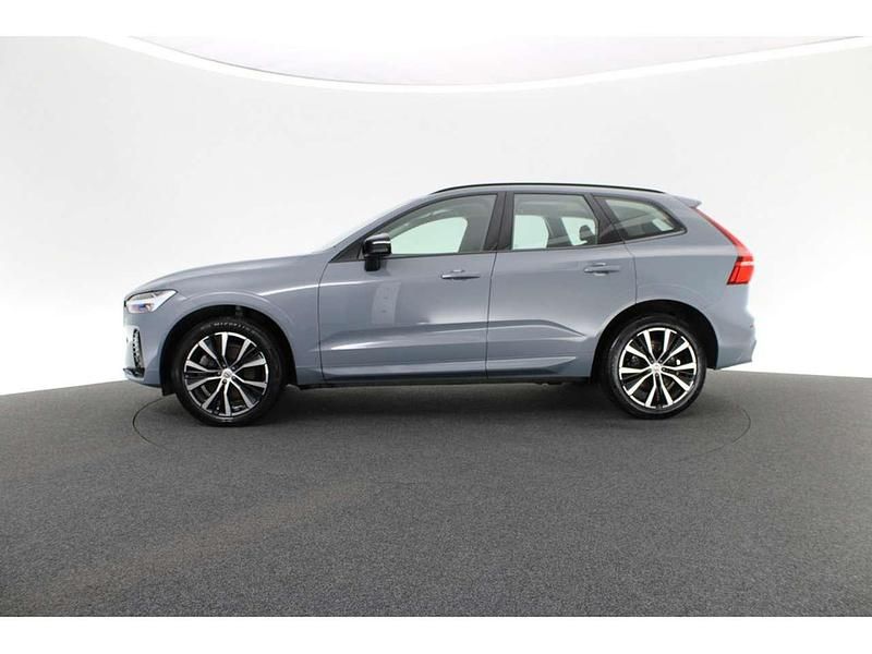 Gebraucht Volvo XC60 Plus 197 PS (144 kW) 2023 Grau SUV
