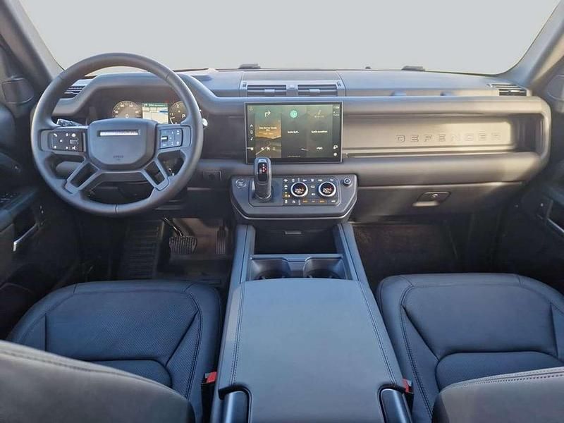 Gebraucht Land Rover Defender HSE Dynamic 300 PS (220 kW) 2025 Grau SUV