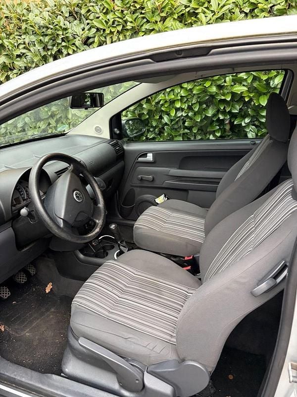 Brugt VW Fox 54 HK (39 kW) 2007 Sølv Hatchback