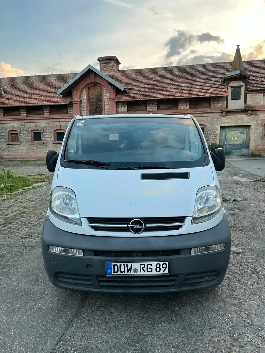 Gebraucht Opel Vivaro 101 PS (74 kW) 2002 Van / Kleinbus
