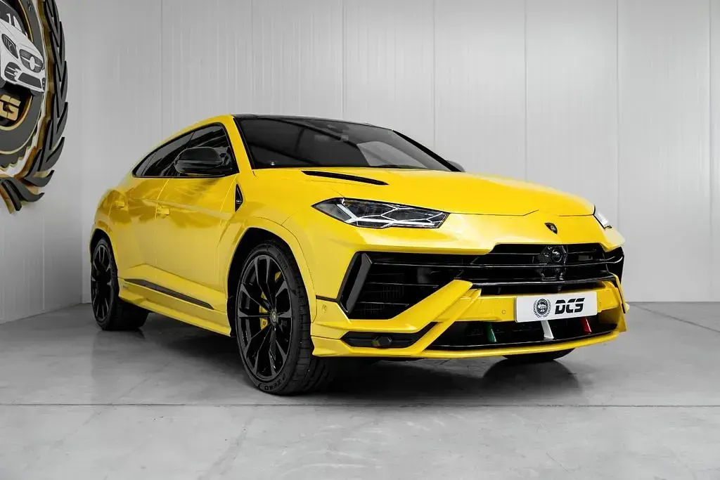Usata Lamborghini Urus 666 CV (489 kW) 2024 Nero SUV