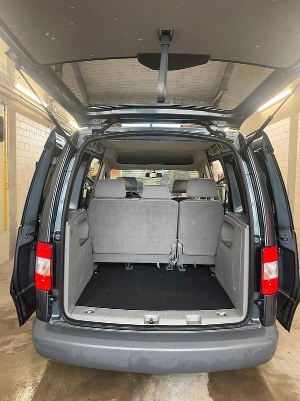 Gebraucht VW Caddy Life 102 PS (75 kW) 2009 Grau Van / Kleinbus