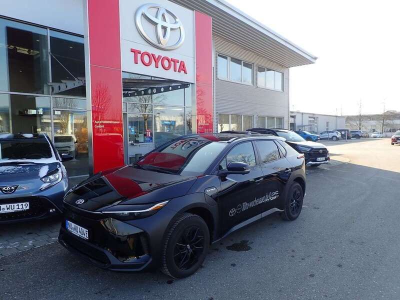 Schwarz Gebraucht 2023 Toyota bZ4X Basis SUV | 31.490 € (Guter Preis) - Bild 1/4