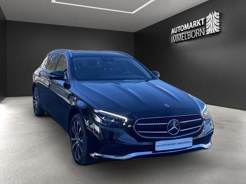 Gebraucht Mercedes E300 306 PS (225 kW) 2021 Ung. schwarz  unilack Kombi