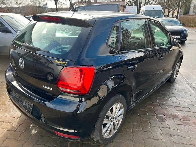 Gebraucht VW Polo Comfortline 60 PS (44 kW) 2016 Schwarz Kleinwagen