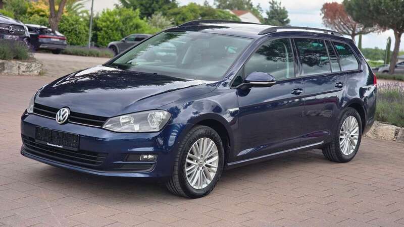 Blau Gebraucht 2015 VW Golf VII Cup Kombi | 12.300 € (Fairer Preis) - Bild 1/4