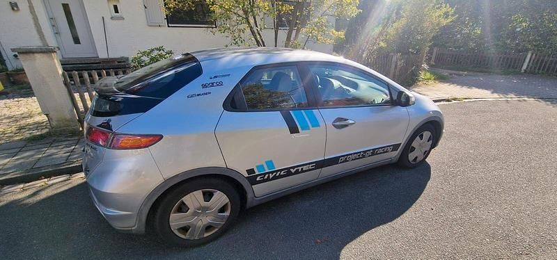 Grau Gebraucht 2008 Honda Civic Sport Kleinwagen | 4.300 € (Guter Preis) - Bild 1/4