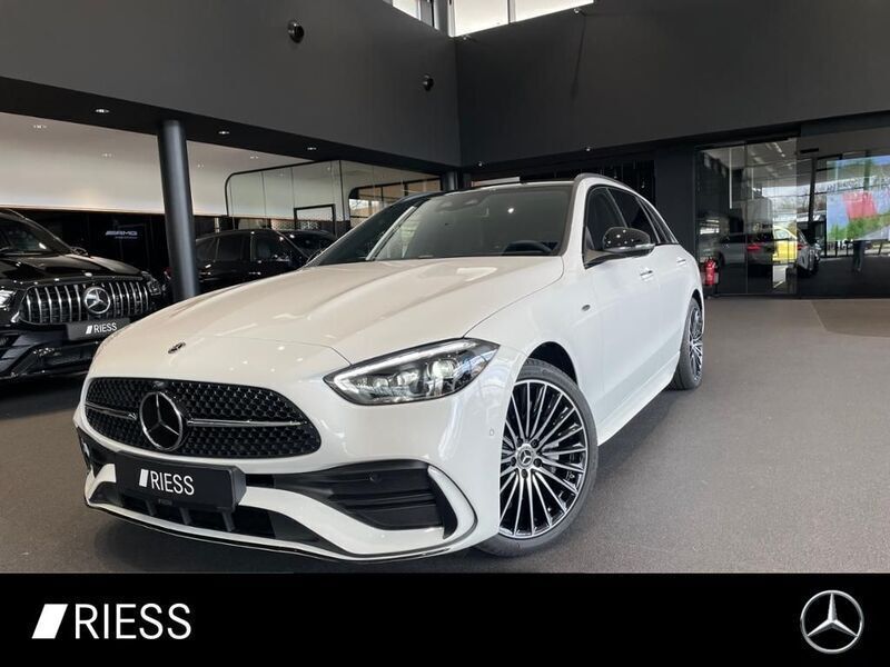 Weiß Gebraucht 2025 Mercedes C300e AMG Limousine | 65.400 € - Bild 1/4