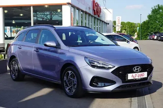 Neu Hyundai i30 150 PS (110 kW) 2026 Blau Kombi