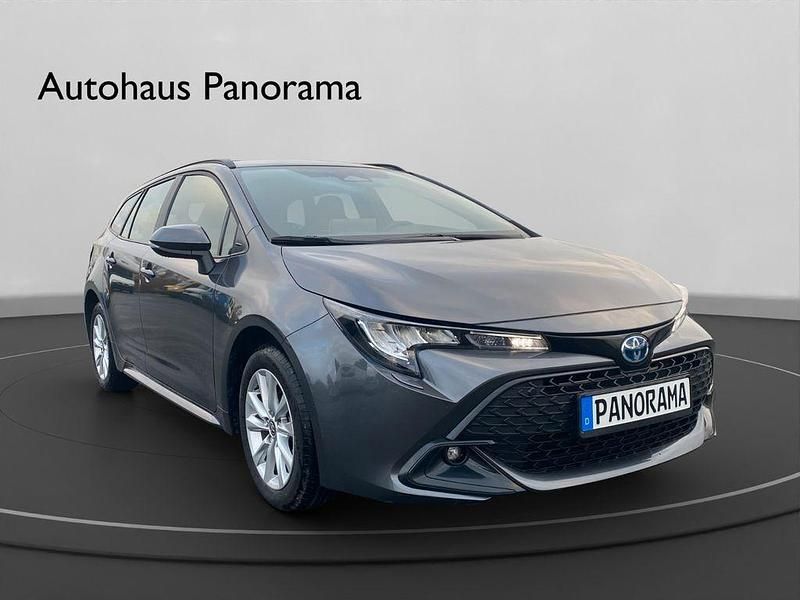 Gebraucht Toyota Corolla 98 PS (72 kW) 2024 Grau Kombi