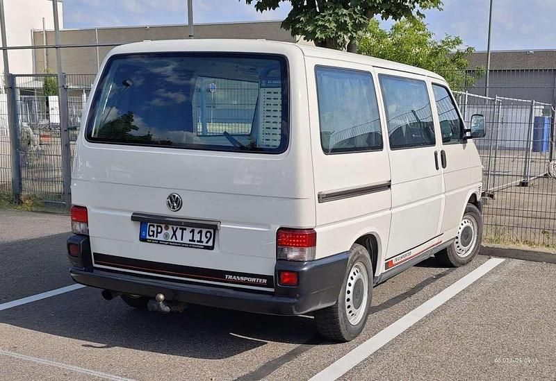 Gebraucht VW Caravelle 116 PS (85 kW) 1996 Weiß Van / Kleinbus