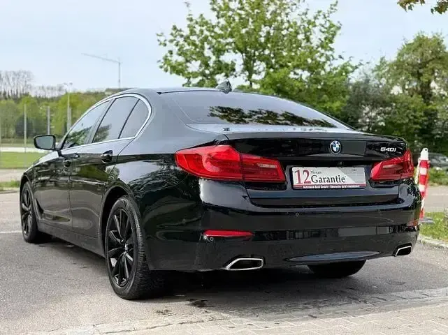 Usata BMW 540 Performance 340 CV (250 kW) 2019 Nero Berlina