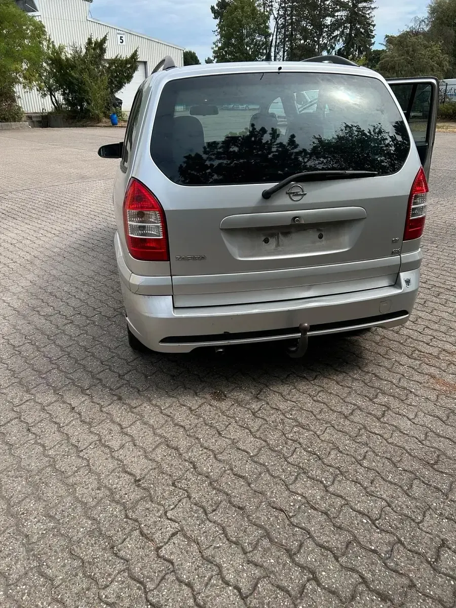 Gebraucht Opel Zafira OPC 126 PS (92 kW) 2003 Silber Van / Kleinbus
