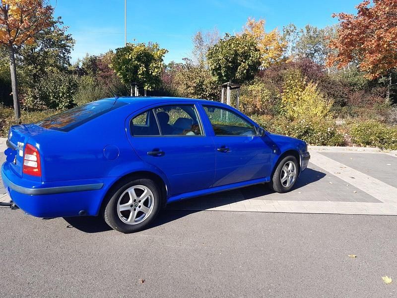 Gebraucht Skoda Octavia Classic 75 PS (55 kW) 2001 Blau Limousine