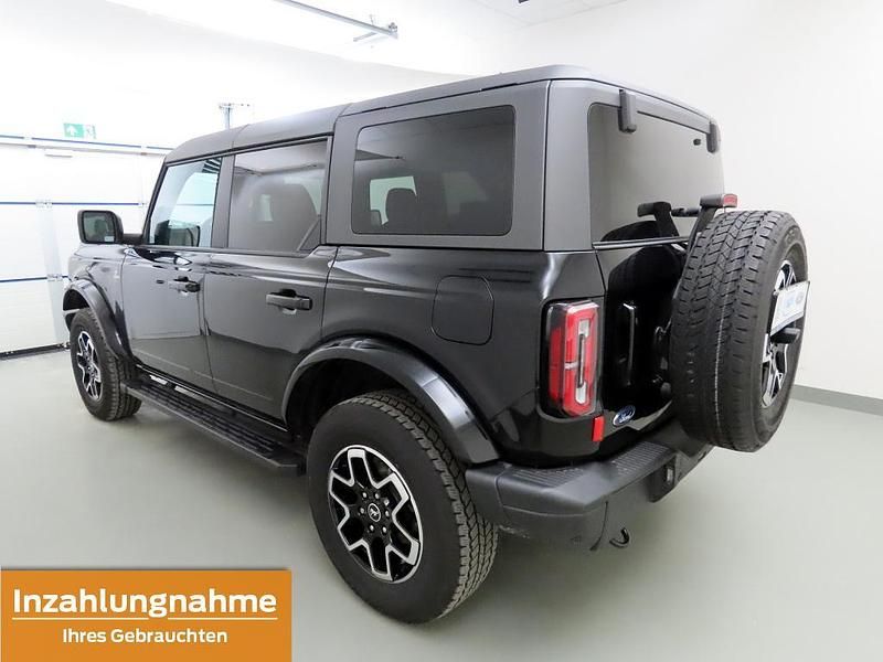 Neu Ford Bronco Outer Banks 2025 Schwarz SUV