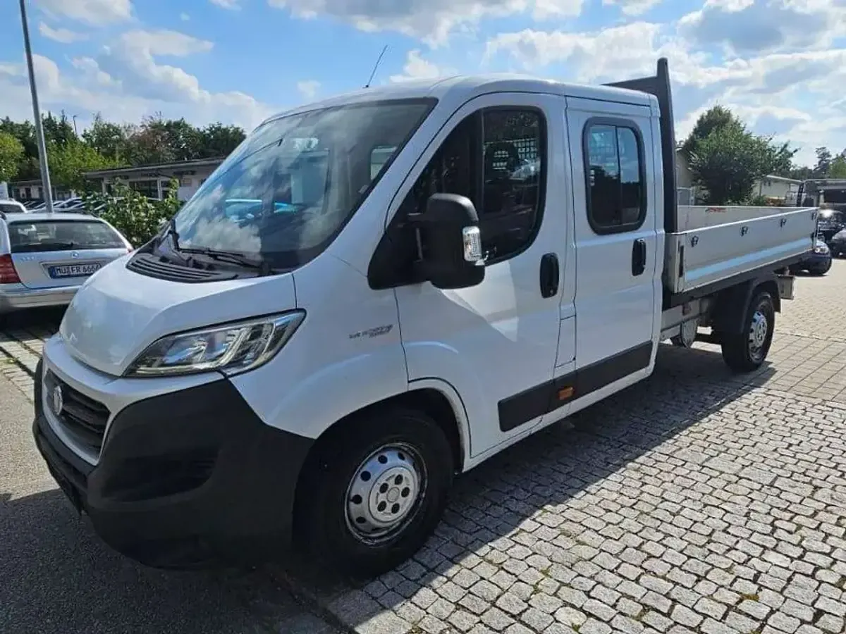 Gebraucht Fiat Ducato 131 PS (96 kW) 2018 Colore esterno Van