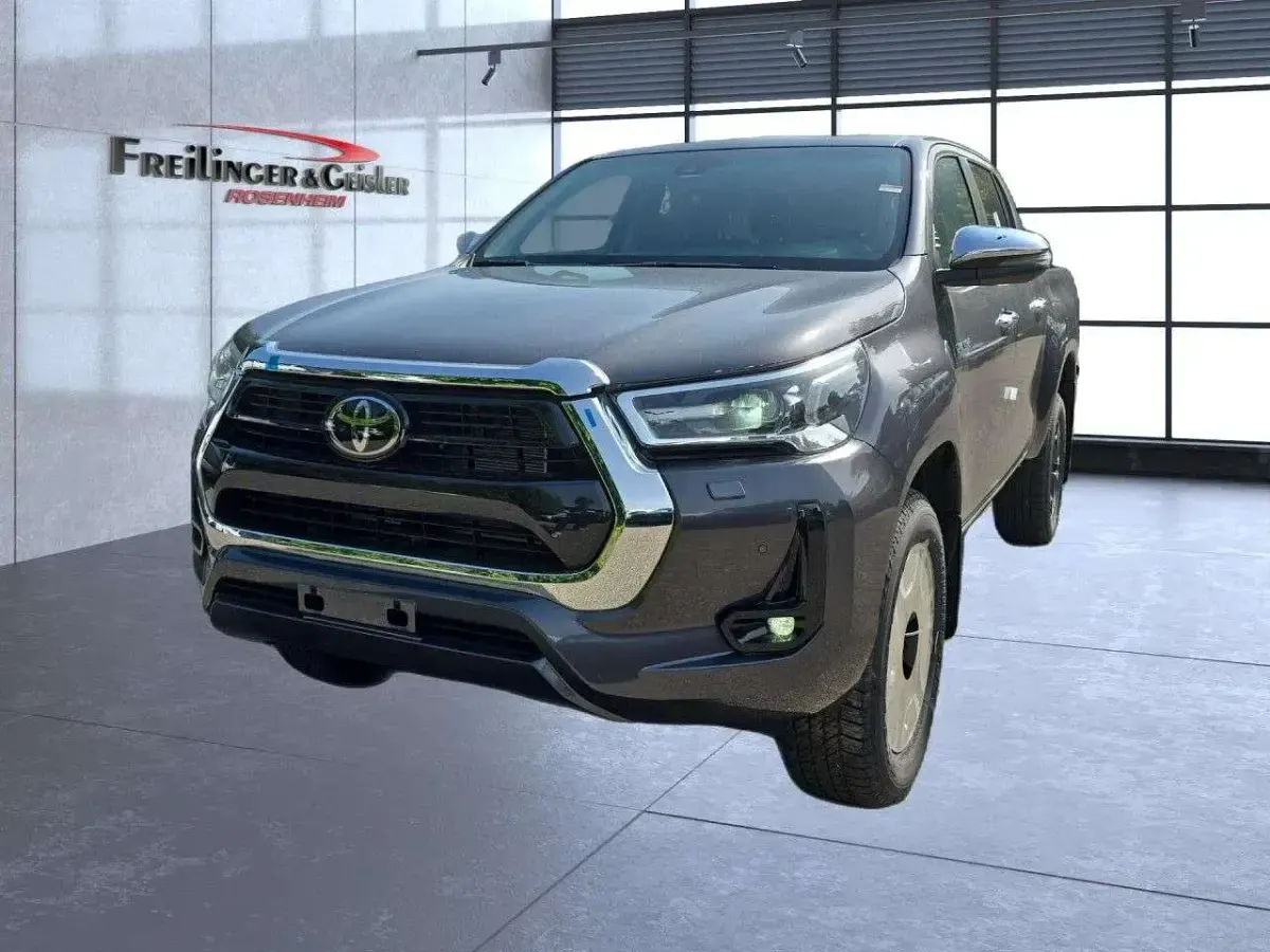 Neu Toyota HiLux Executive 204 PS (150 kW) 2025 Grau Pickup