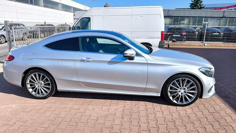Gebraucht Mercedes C300 AMG 245 PS (180 kW) 2016 Silber Coupé