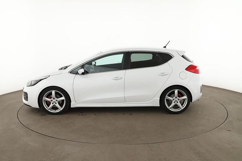 Gebraucht Kia Ceed GT-Challenge 204 PS (150 kW) 2015 Weiß Kleinwagen