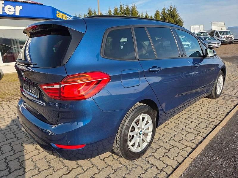 Gebraucht BMW 218 Advantage 136 PS (100 kW) 2021 Phytonicblau Van / Kleinbus