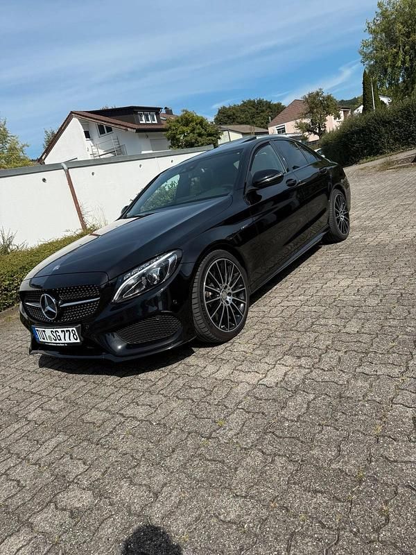 Schwarz Gebraucht 2016 Mercedes C43 AMG AMG Limousine | 25.000 € (Guter Preis) - Bild 1/4