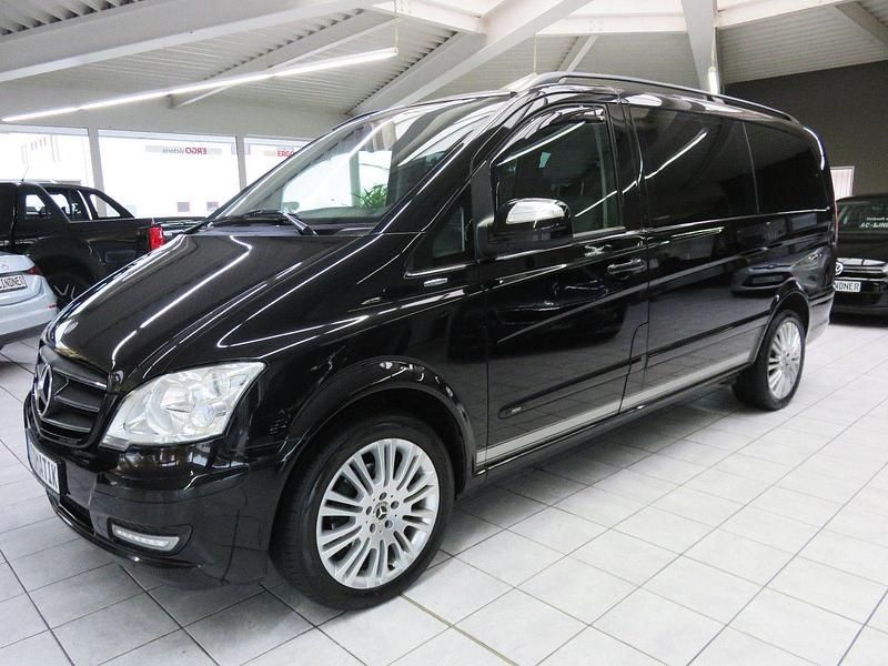 Schwarz Gebraucht 2013 Mercedes Viano Van / Kleinbus | 13.970 € (Superpreis) - Bild 1/4