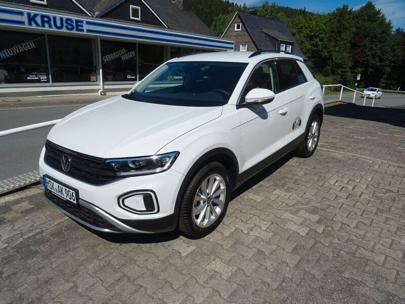 Gebraucht VW T-Roc Life 150 PS (110 kW) 2022 Weiß SUV