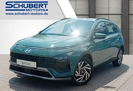 Gebraucht Hyundai Bayon Trend 101 PS (74 kW) 2025 Grün SUV