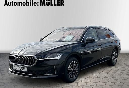 Gebraucht Skoda Superb Selection 150 PS (110 kW) 2024 Onyxschwarz metallic Kombi